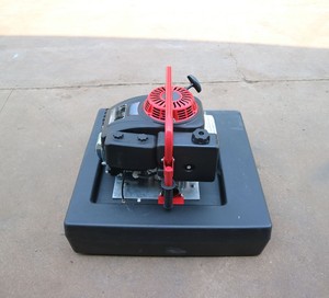 Bomba de Agua Flotante para Lucha Contra Incendios, Autocebante, a Gasolina, con Control Remoto, para Barcos y Embarcaciones - Product Image 1