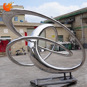 Escultura Circular Abstrata em Aço Inoxidável Personalizada, Arte Decorativa Polida para Ornamentação Externa em Propriedades Urbanas - Product Image 4