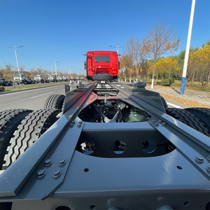 Nouveau tracteur routier diesel SINOTRUK HOWO 6x4 de Chine, conduite à gauche, norme d'émission Euro 2, <span class=keywords><strong>prix</strong></span> bas - Product Image 5