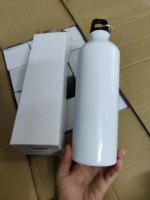 Bouteille d'eau sportive en acier inoxydable de 500 ml avec logo personnalisé pour l'extérieur et la promotion