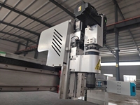Máquina de Corte CNC con Cuchilla Oscilante y Router CCD para Papel Adhesivo, Cartón Corrugado y Cartelería Publicitaria