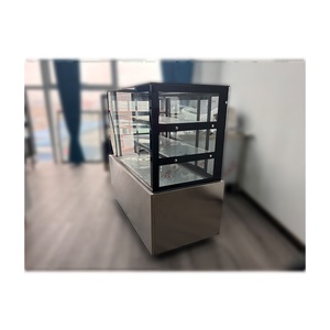 Vitrina Refrigerada para Pasteles y Panadería con Iluminación LED, Enfriamiento Dinámico, Descongelación Automática, Mármol/Vidrio/Acero Inoxidable - Product Image 3