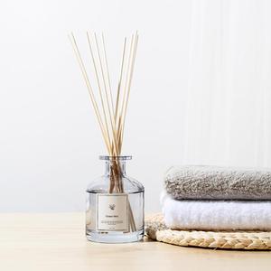 Difusor de Aroma con Varillas de Ratán, Ambientador Ecológico, Mescente, el Mejor Aromatizante Líquido de Lujo, Fragancia de Alta Calidad/Tapa de Madera - Product Image 1