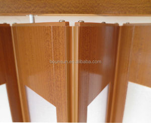 Baño <span class=keywords><strong>PVC</strong></span> <span class=keywords><strong>puerta</strong></span> plegable <span class=keywords><strong>precio</strong></span> barato interior <span class=keywords><strong>puerta</strong></span> corredera de plástico - Product Image 5