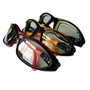 แว่นตานิรภัยแบบเต็มกรอบ เลนส์โพลีคาร์บอเนตป้องกันฝ้า กรอบ TR90 สำหรับงานก่อสร้างและครัว - Product Image 2
