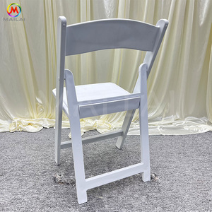Venta al por mayor apilable jardín boda evento acolchado plástico blanco resina silla plegable - Product Image 6