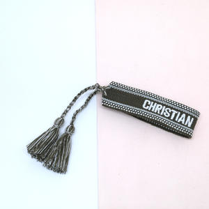 สร้อยข้อมือตัวอักษรแฟชั่นขายดีเครื่องประดับสร้อยข้อมือปรับได้สำหรับผู้ชายและผู้หญิงพู่ถักมือปรับได้ - Product Image 6