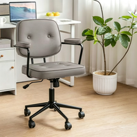 Chaise de bureau ergonomique moderne en cuir réglable avec dossier et accoudoirs, confortable pour les longues sessions de travail à domicile