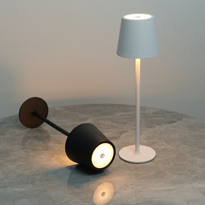 Lámpara de Mesa Inalámbrica Recargable, Moderna, Metálica, <span class=keywords><strong>para</strong></span> Mesita de Noche, con 3 Colores LED, Táctil, Regulable, Portátil, <span class=keywords><strong>para</strong></span> Dormitorio, Escritorio, Mesita de Noche - Product Image 4