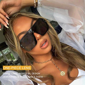 Lunettes de soleil sport personnalisées pour femmes et hommes, verres polarisés UV400, monture noire, style Instagram, lunettes de cyclisme d'extérieur - Product Image 3