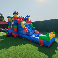 Structure gonflable d'extérieur modulable, château gonflable commercial personnalisé avec toboggan aquatique pour la location