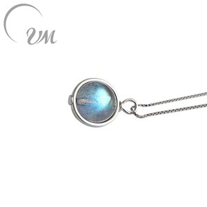 UM JEWELRY Collar con Colgante de Piedra Lunar de Plata de Ley 925 Bañada en Rodio Hecho a Mano Original para Boda y Fiesta, Cadena de Caja, Regalo para Mujer - Product Image 1