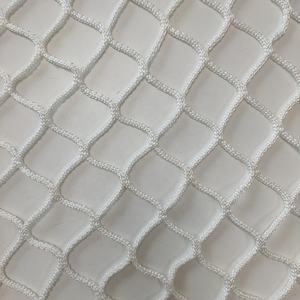 Le filet de football installé au but du terrain de football permet aux spectateurs de voir clairement si un but a été marqué. - Product Image 6