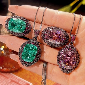 Ensemble de bijoux vintage en cuivre écologique, style nid d'oiseau, avec pendentif et boucles d'oreilles classiques en zircone verte Paraiba 12*16mm, vente en gros - Product Image 3