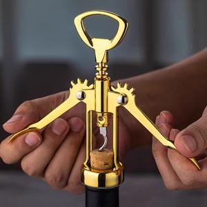 Tire-bouchon décapsuleur en acier inoxydable doré avec levier pour usage domestique - Product Image 5