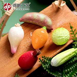 ชุดของตกแต่งในบ้าน รูปทรงผักจิ๋วเหมือนจริง ทำจากเรซิ่น - Product Image 1