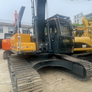 Excavadora Hidráulica Usada HYUNDAI 300LC-9S de 30 Toneladas con Motor y Bomba Cummins para Minería y Construcción - Product Image 3