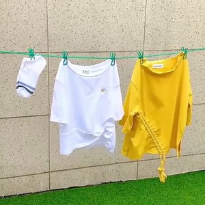 Portable Retractable Plastic Windproof Clothesline With Clips For Outdoor Travel Camping Standing Type - Product Image 1