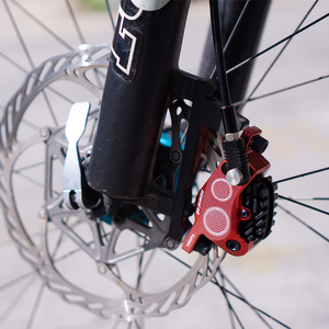 Peças ZTTO para Bicicleta de Montanha Freio a Disco Hidráulico de 4 Pistões Colorido M840 Com Pastilhas Metálicas Completas de Resfriamento - Product Image 5