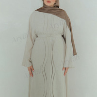 Nouvelle Abaya personnalisée avec détails ondulés, robe pour femmes musulmanes, vêtements islamiques, Abaya texturée effet lin avec manches évasées
