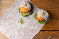 Sacs en papier jetables personnalisés avec logo, revêtement PE de qualité alimentaire, vente en gros pour les restaurants de burgers et de poulet frit