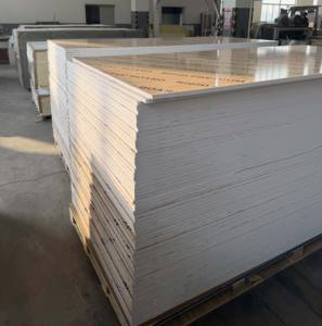 แผ่นพีวีซีเคลือบเงา 3 ชั้น ผลิตด้วยกระบวนการ CO-Extrusion - Product Image 6