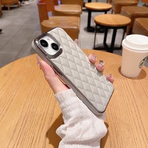 <span class=keywords><strong>เคส</strong></span>โทรศัพท์ Lingge สุดหรูสำหรับ <span class=keywords><strong>iPhone</strong></span> 12 <span class=keywords><strong>13</strong></span> 14 15 <span class=keywords><strong>PRO</strong></span> <span class=keywords><strong>MAX</strong></span> กรอบด้านหลังกันกระแทก - Product Image 3