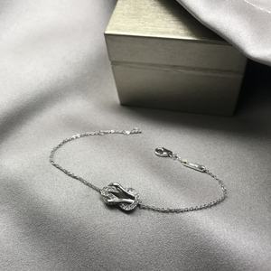 Nouveauté 2025 – Bracelets de luxe pour femme, haute qualité, mode, simples, légers, exquis, en acier inoxydable doré avec zircon en forme de huit - Product Image 3