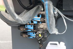 Piccola Macchina per Stampaggio a Iniezione <span class=keywords><strong>di</strong></span> Plastica da Tavolo 90 Tonnellate Macchina per Produzione <span class=keywords><strong>di</strong></span> Giocattoli in Plastica <span class=keywords><strong>Cubo</strong></span> <span class=keywords><strong>di</strong></span> <span class=keywords><strong>Rubik</strong></span> HS-90 - Product Image 3