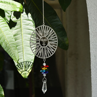 Attrape-soleil, article transfrontalier très demandé de Yiwu, carillon éolien en métal et cristal coloré au design pastoral, décoration suspendue DIY en forme de papillon pour