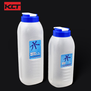 Botella de <span class=keywords><strong>Agua</strong></span> de PP de 1L/1.2L Apta para Refrigerador |   Libre de BPA |   Tapa apta para lavavajillas |   Refrigerador de Gran Capacidad, Imprescindible en la Cocina para <span class=keywords><strong>Agua</strong></span> Fría - Product Image 2