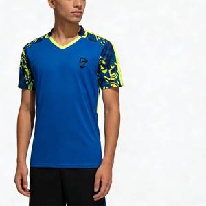 Camiseta Deportiva Minimalista de Color Sólido, Secado Rápido, Absorbe el Sudor, para el Día a Día, Ligera, Personalizable con Logotipo - Product Image 5