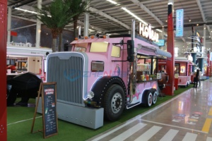 Zhenda OEM Food Truck Vintage de Luxe pour Café, BBQ, Hot-dogs et Crème Glacée - Product Image 6