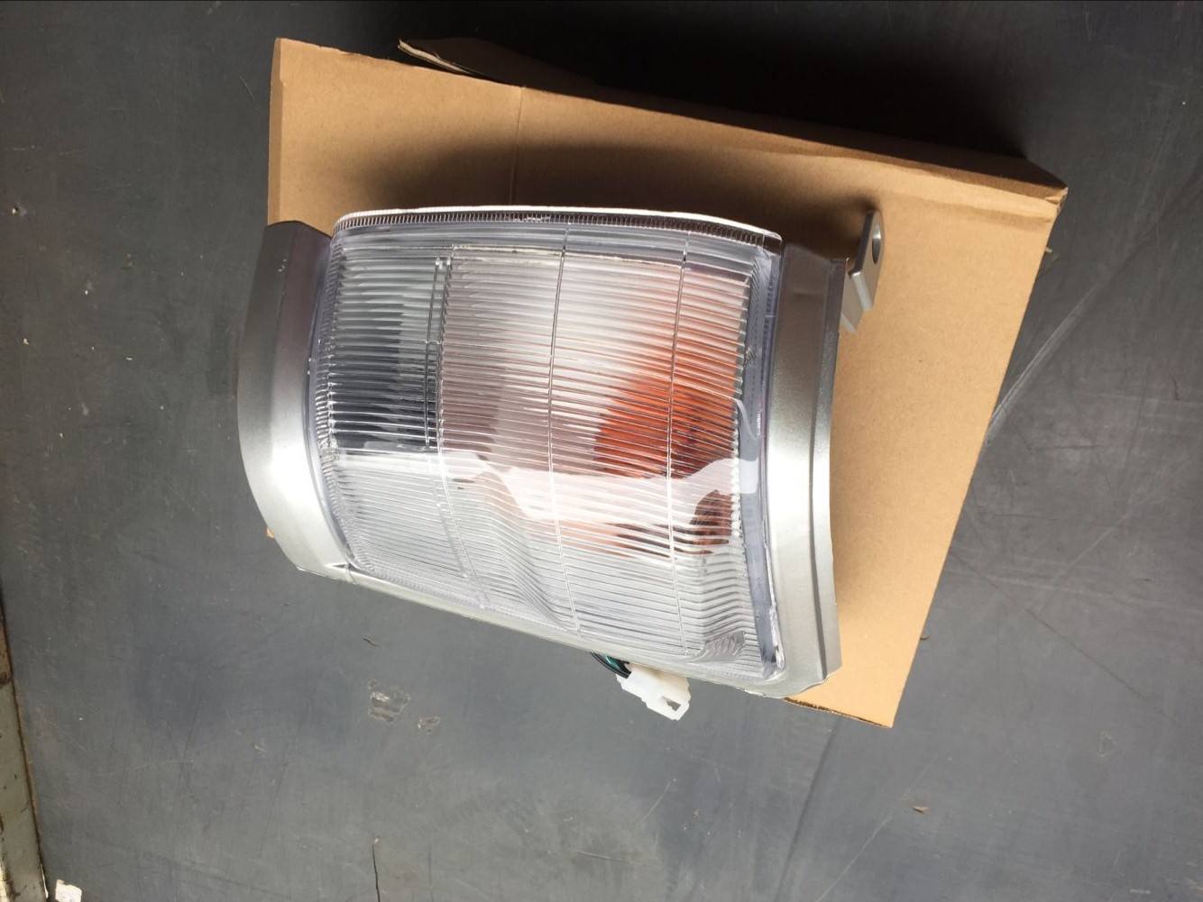 คูลไวท์