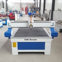 Máquina Fresadora de Madera de Alto Rendimiento con Stock Limitado, 1300x2500mm, para Grabado de Puertas de Madera y Fabricación de Letreros