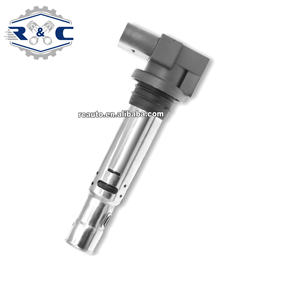 Bobinas de chispa de coche de alta calidad de fábrica R & C Koil Pengapian Mobil 036905715C para VW Golf Jetta <span class=keywords><strong>Bora</strong></span> Beetle bobina de encendido automático - Product Image 1