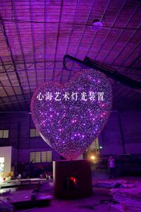 ไฟ LED รูปหัวใจพร้อมรีโมทคอนโทรล สำหรับตกแต่งงานแต่งงานกลางแจ้งและวันหยุด ระดับการป้องกันน้ำ IP65 - Product Image 3