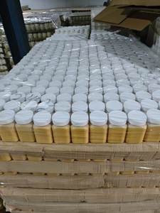 Nature Pure <span class=keywords><strong>Gelée</strong></span> <span class=keywords><strong>royale</strong></span> fraîche en bouteille 10-HDA 1.6% Halal Lait d'abeille congelé en vrac de qualité alimentaire Vente en gros Norme européenne Jaune clair - Product Image 5