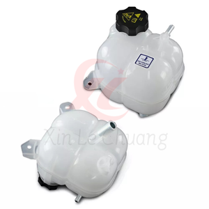 Pièces <span class=keywords><strong>d</strong></span>étachées automobiles en gros, réservoir <span class=keywords><strong>d</strong></span>'<span class=keywords><strong>eau</strong></span> du <span class=keywords><strong>radiateur</strong></span>, <span class=keywords><strong>bouteille</strong></span> <span class=keywords><strong>d</strong></span>'<span class=keywords><strong>eau</strong></span> 68102155A pour Jeep Renegade KL CHEROKEE 2014-2020 - Product Image 4