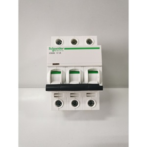 Interruptor de Circuito en Miniatura Electromecánico Kuangjiu 10A 400V 3P Tipo C para Distribución de Energía Secundaria - Product Image 2