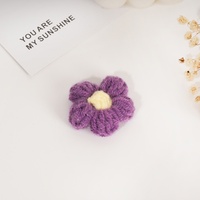 Grande fleur en tricot au crochet faite à la main Style de plante éternelle artificielle mignonne pour la décoration intérieure Fleur bouffante tissée à la main