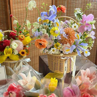 Petit panier de fleurs, panier pour arrangement floral, arrangement floral, bouquet de fleurs, cadeau pour la Saint-Valentin, la fête des mères, pour les filles