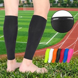 Manchons de compression pour mollets et tibias, pour la sécurité sportive en extérieur, le football et la course à pied, et comme bas de protection contre les périostites tibiales - Product Image 1
