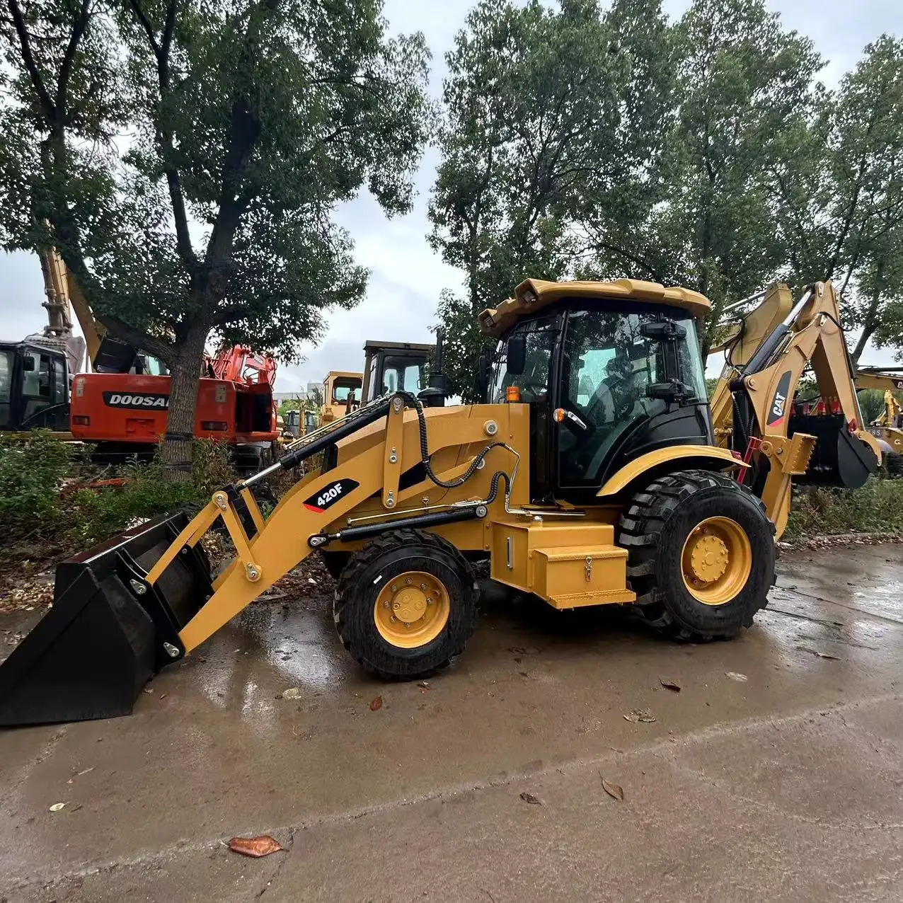 Cheap price 4x4 CAT 420F Used Backhoe 420 Backhoe Loader in Shanghai China