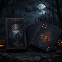 Jeu de cartes de poker personnalisé avec des illustrations exquises sur le thème d'Halloween, cartes à jouer aux couleurs sombres et atmosphériques