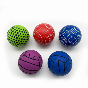 Pallina in Gomma Mini a Punta da 6 cm con Logo Personalizzato, Effetto Pelle di Oca, Rimbalzo Elevato, Giocattolo Antistress per Bambini e Bambine - Product Image 5