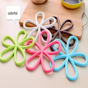 Vente flash : Set de dessous-de-plat en prune durable, antidérapant, résistant à la chaleur, coussin de protection pour casseroles et poêles, accessoires de cuisine - Product Image 6