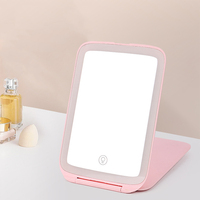 Vente en gros en usine Miroirs plats pour iPad portable de voyage personnalisés Miroirs de maquillage à LED de bureau avec lumières Miroir cosmétique