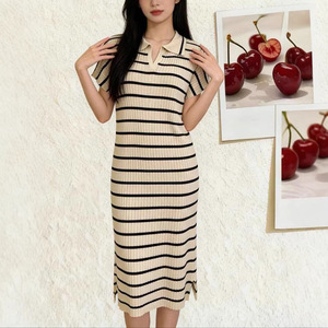 Abito Estivo da Donna Casual Slim-Fit a Mezza Lunghezza a Righe <span class=keywords><strong>con</strong></span> <span class=keywords><strong>Spacco</strong></span>, Colletto Risvoltato e Maniche Corte in Fresco Seta Acrilica - Product Image 1