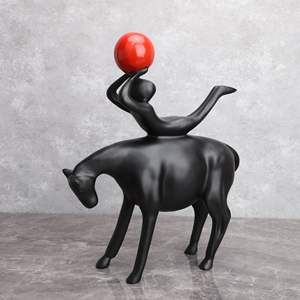 เรซิ่น Bull ขี่ไฟฉาย<span class=keywords><strong>สี</strong></span><span class=keywords><strong>แดง</strong></span>ทอง<span class=keywords><strong>สี</strong></span>ฟ้า Ball เครื่องประดับยุโรปสร้างสรรค์ Art เครื่องประดับบ้านห้องพักห้องนอนตกแต่งเครื่องประดับ - Product Image 5